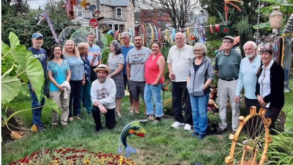 Hamburg Artists at Bill Rhodes Sculpture Garden